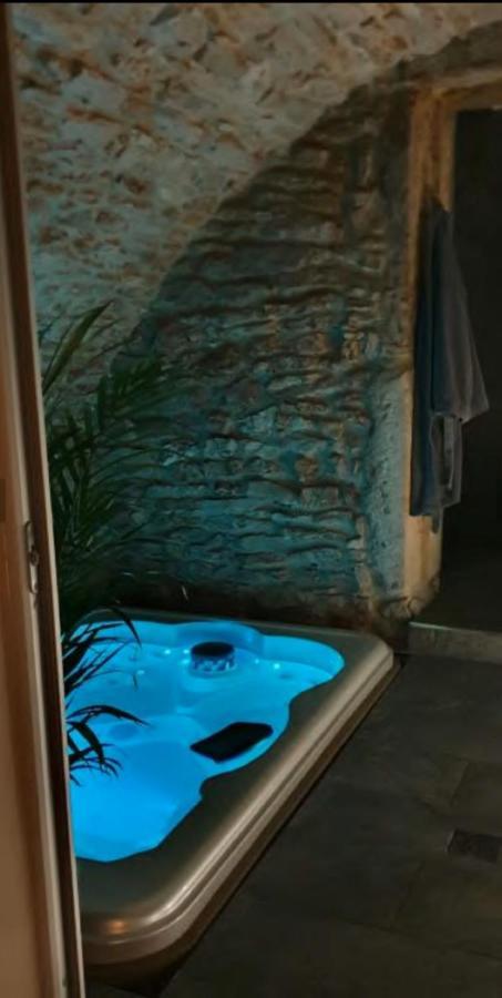 Jaccuzi & Spa Des Caves Stanislas Nancy Kültér fotó
